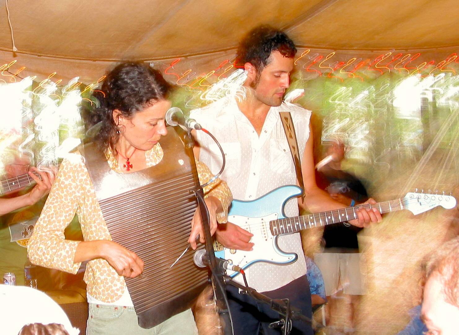 shak10-05 Tara 1