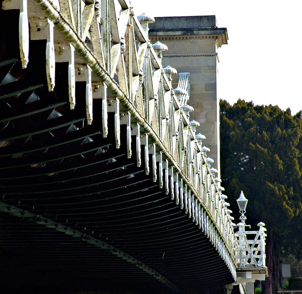 Marlow_suspension_bridge_7859_ed1_W1024.jpg