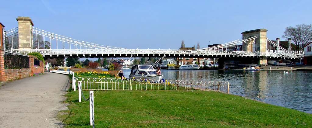 Marlow_suspension_bridge_7856_ed1_W1024.jpg