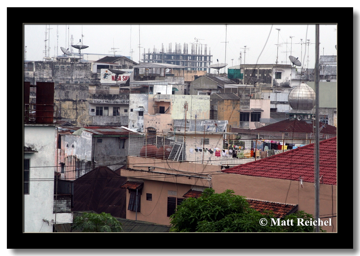 Antenas, Drying Clothes and Mosques, Medan, Indonesia.jpg