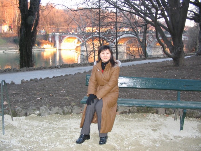 bench.JPG