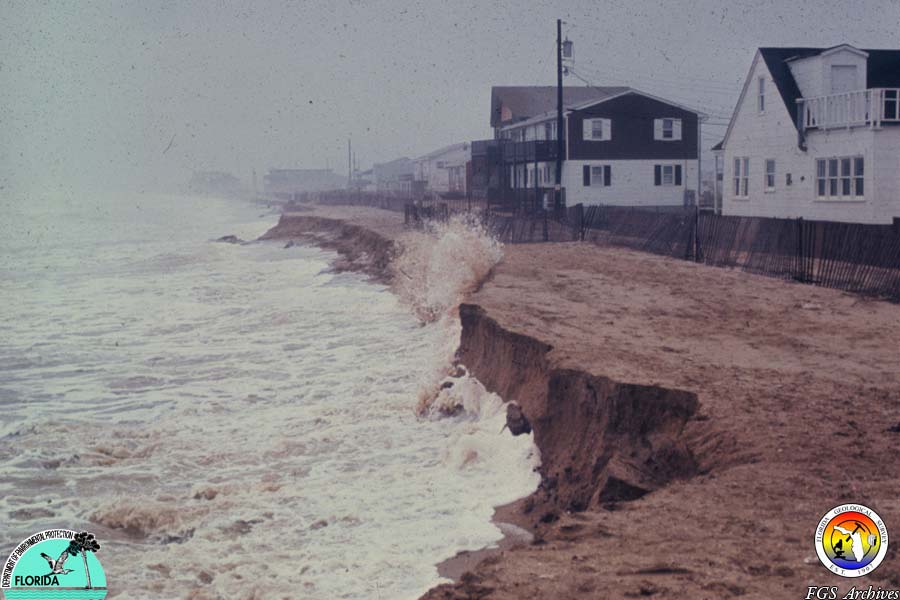 Coastal erosion.jpg