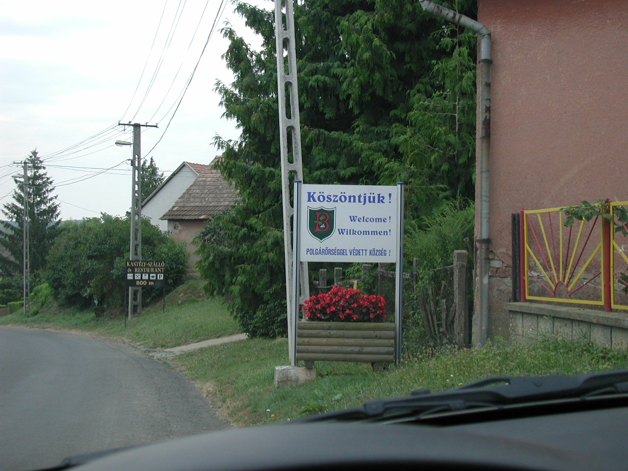 Bikal - Apuka itt szletet