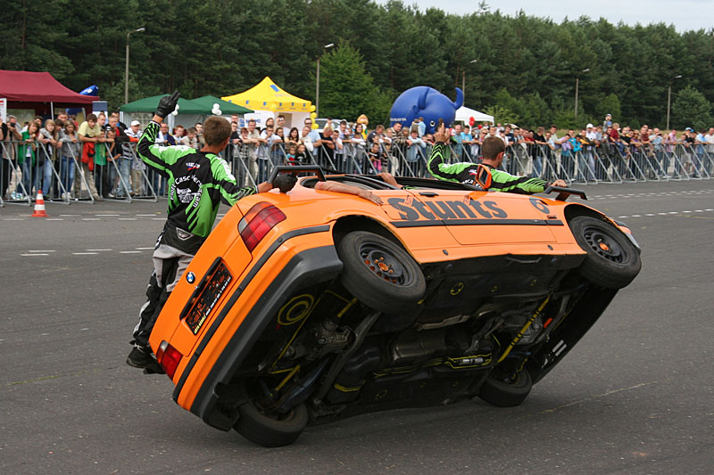 Stunts show