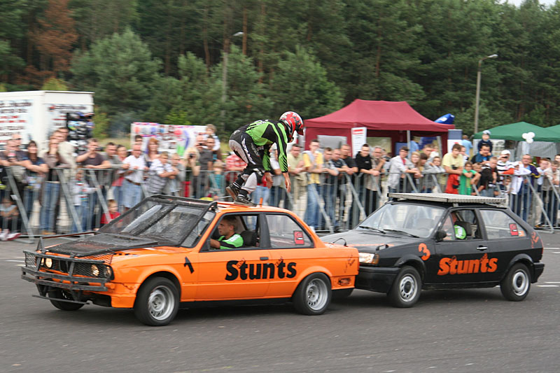 Stunts show