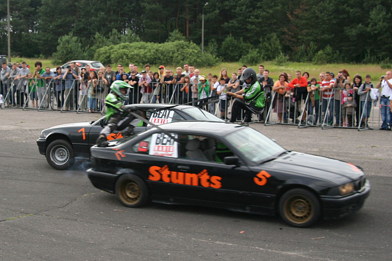 Stunts show