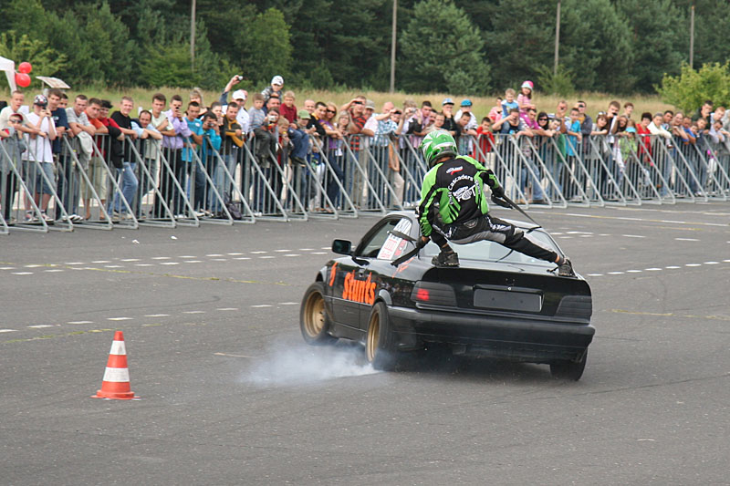 Stunts show