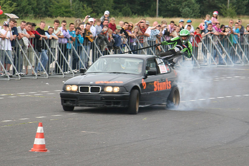 Stunts show
