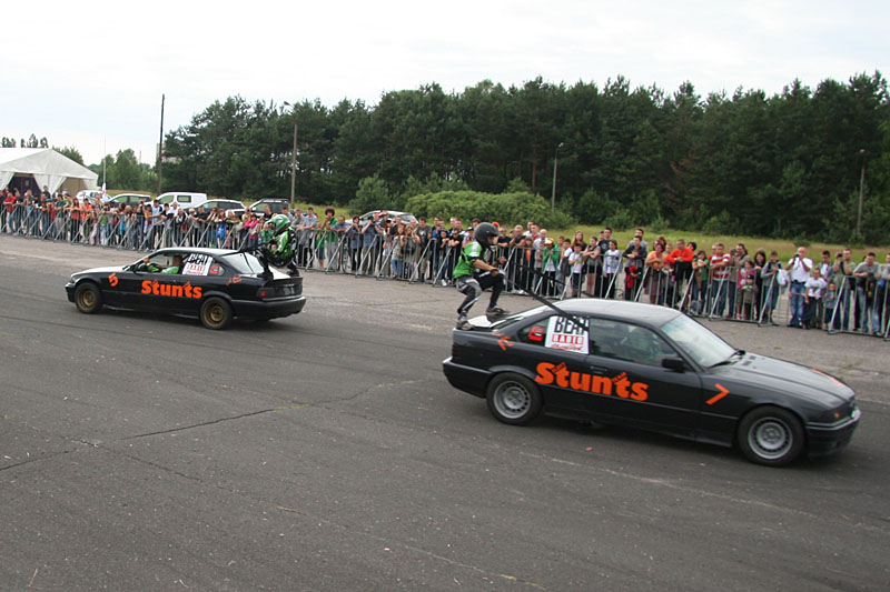 Stunts show