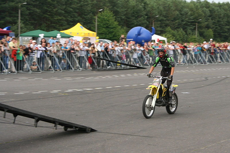 Stunts show