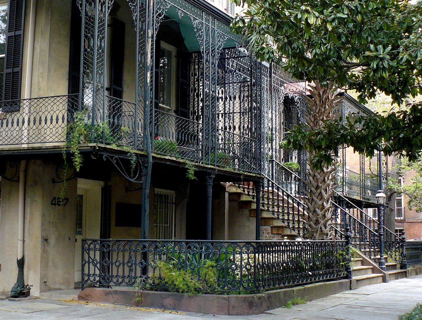 500 Savannah 139 Monterey Square.jpg