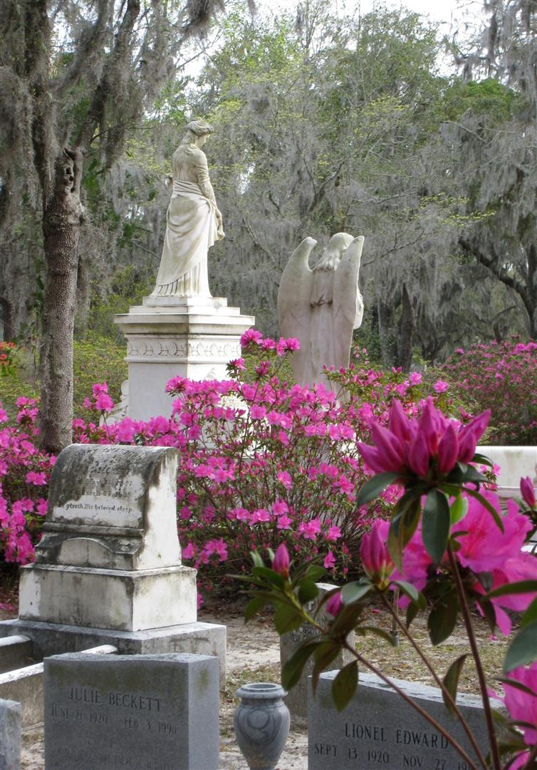 500 Savannah 439  Bonaventure Cemetery.jpg