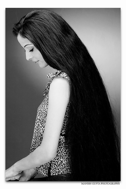 pooja-bw.jpg