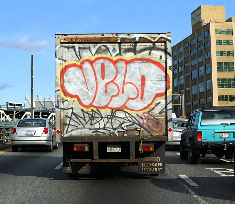 Graffiti on the Move