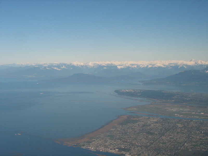 Vancouver with the Tantalus Range in the background