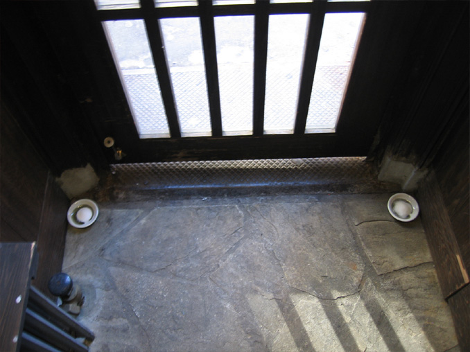 cha010.jpg