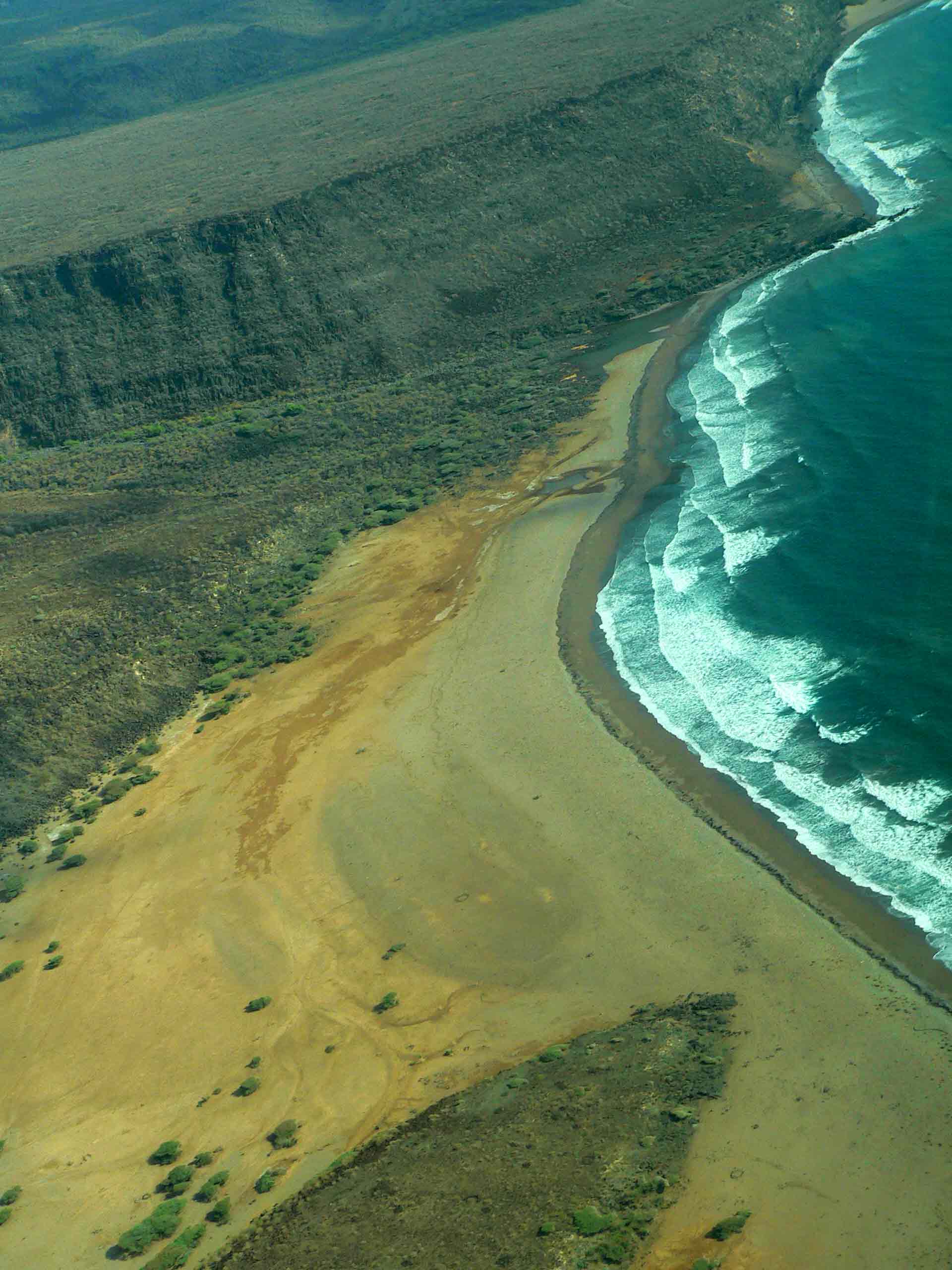 plage entre tadjoura et obock.jpg