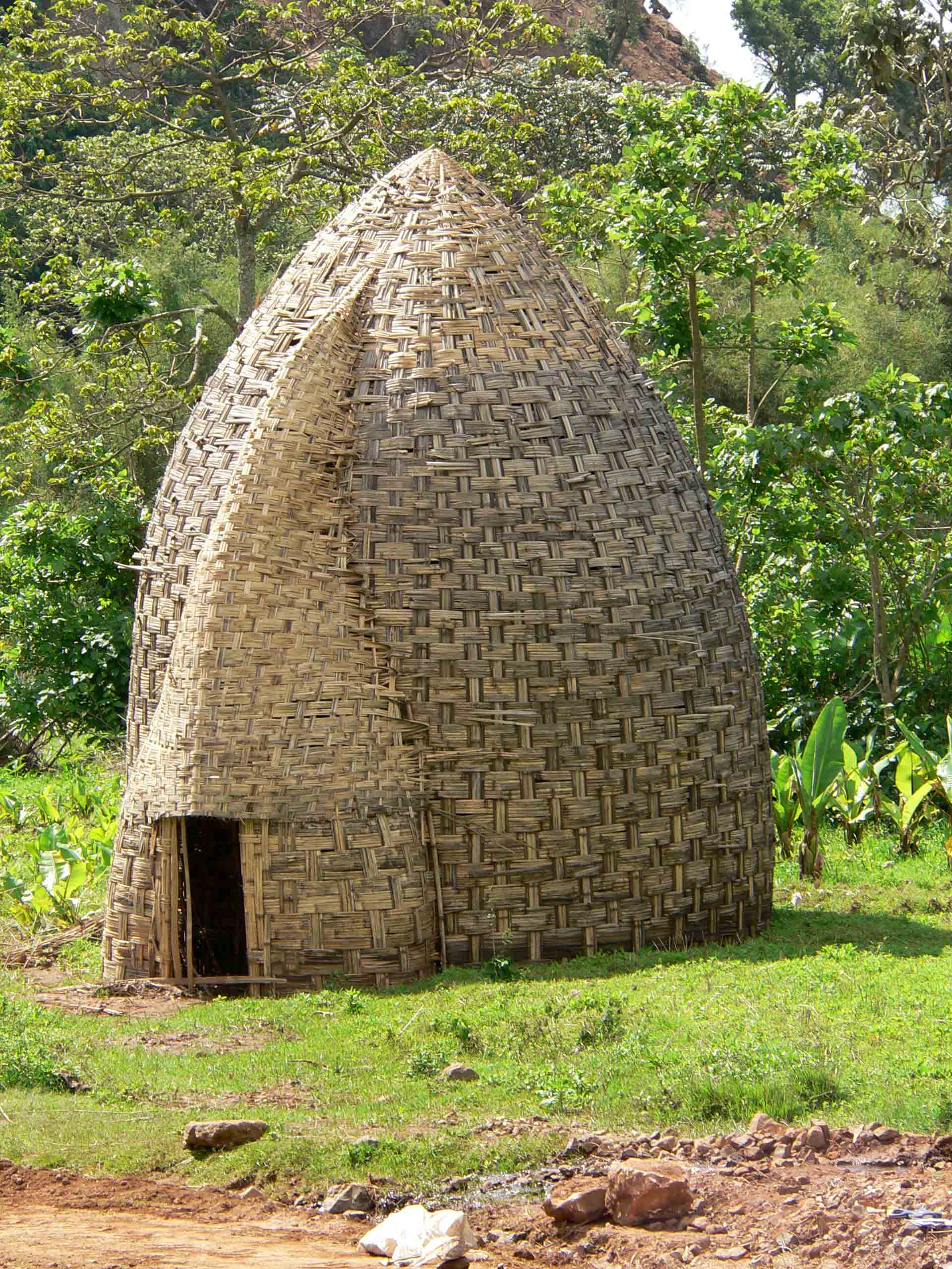 hutte du village des Dorz.jpg