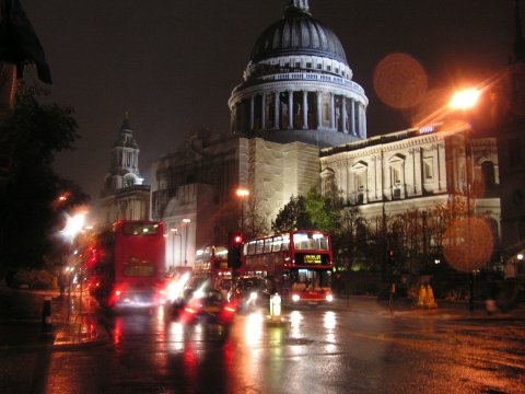 St.Pauls Cathedral in the rain