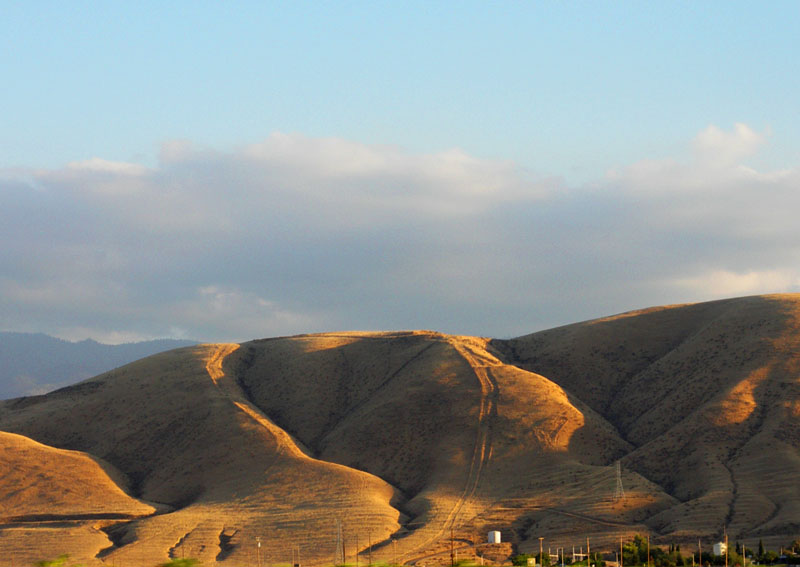 Interstate 5 near the Grapevine Overpass