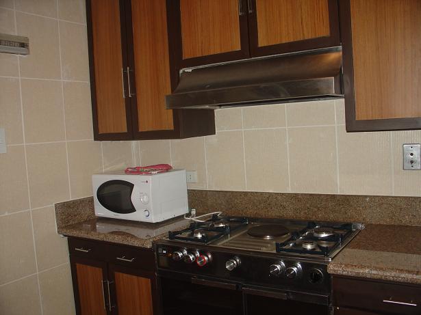 kitchen1.JPG