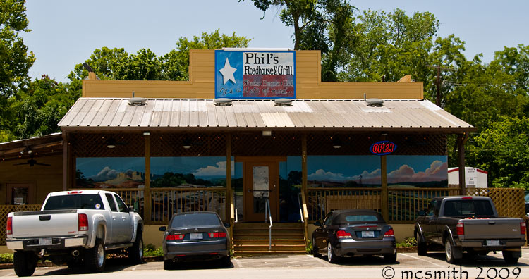 Phils Roadhouse and Grill