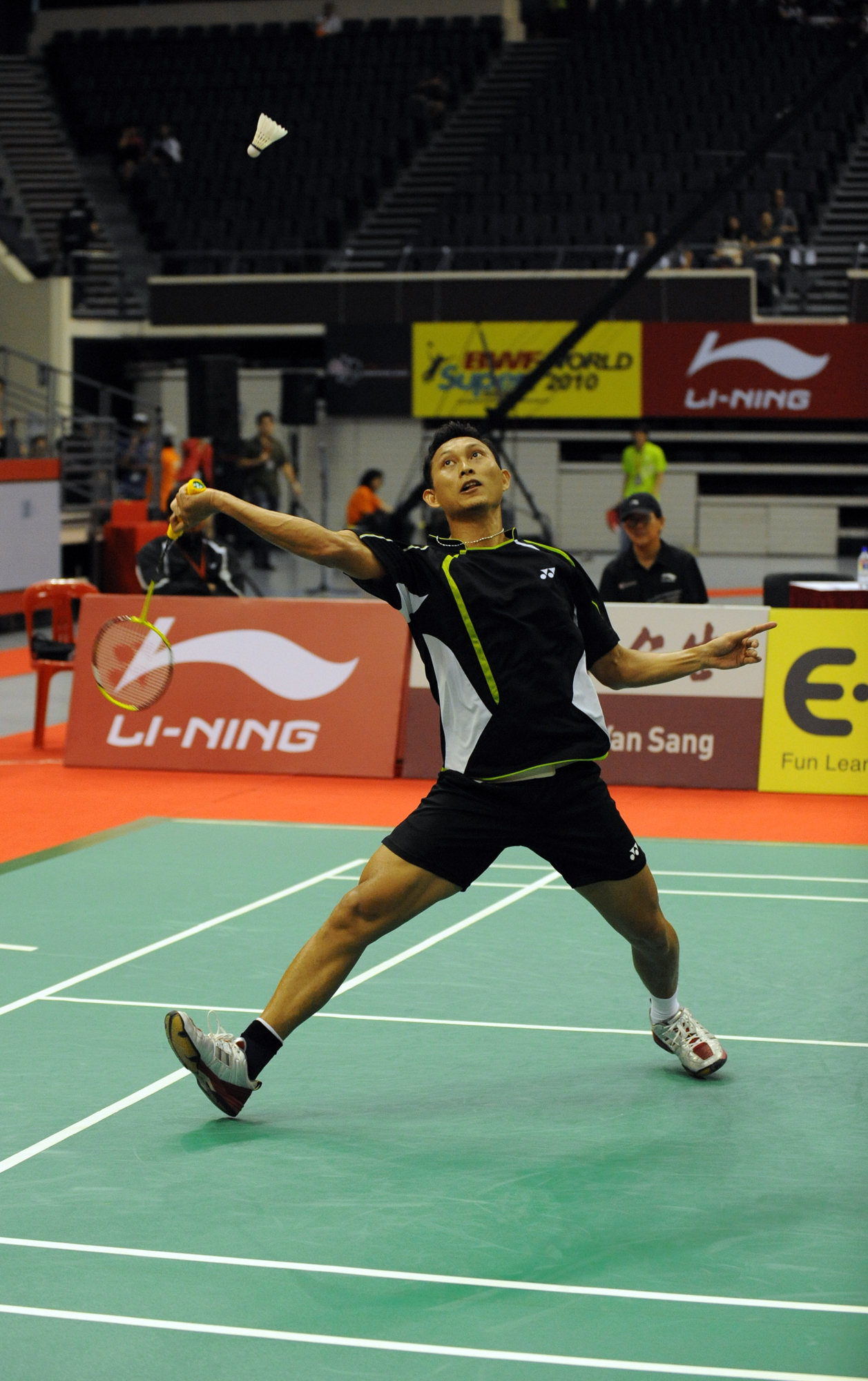 Kuncoro forehand.jpg