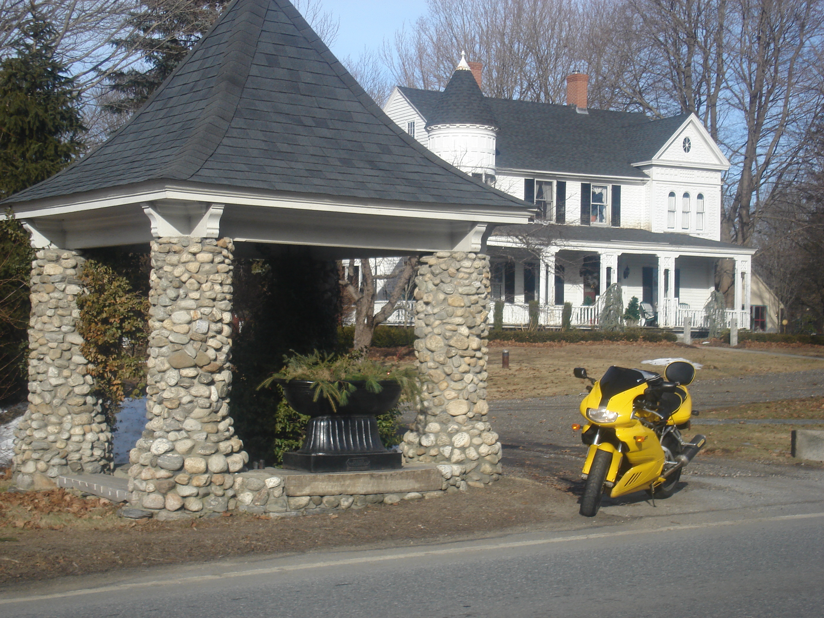 quiet corner ride 059.jpg