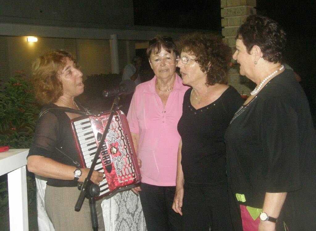   2008=0031.jpg