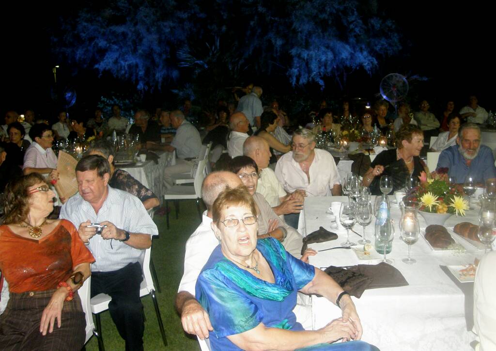   2008=0033.jpg