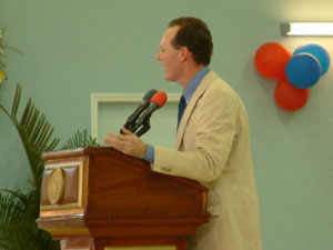 Dr. Paul Farmer at inauguration of medical school. Dr. Farmer was one of the school's professors.