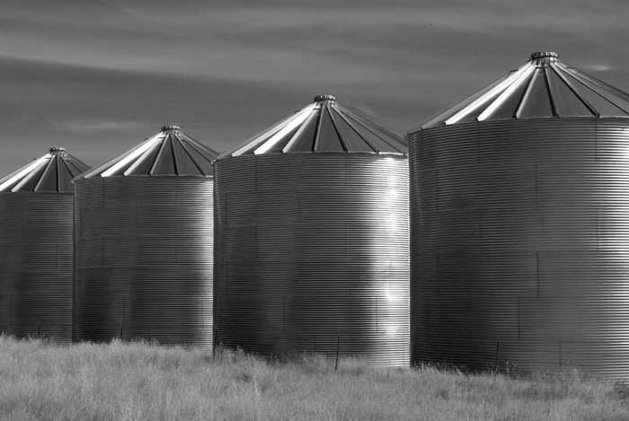 silos.jpg