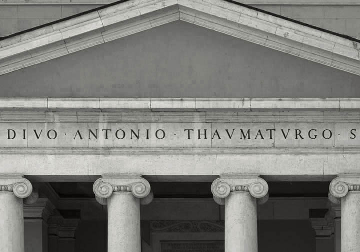 Chiesa San Antonio - Canale Grande Trieste