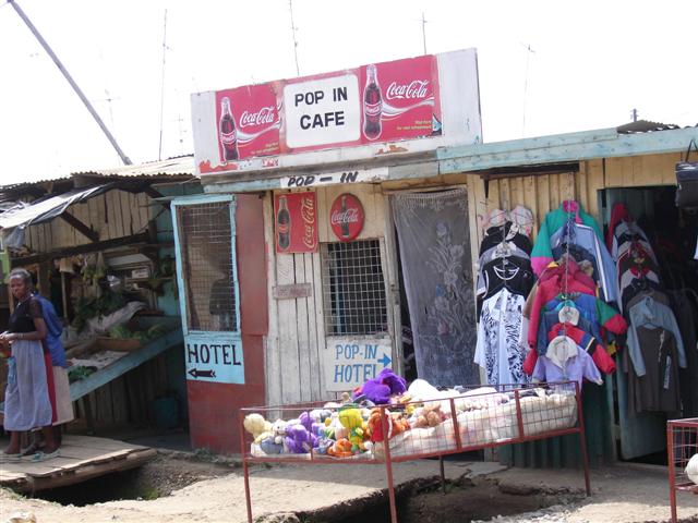 Pop-In Hotel and Cafe