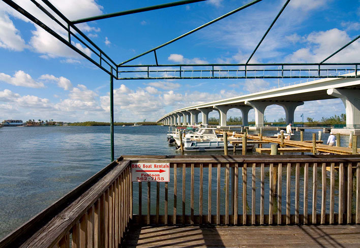 Indian River, pier and bridge