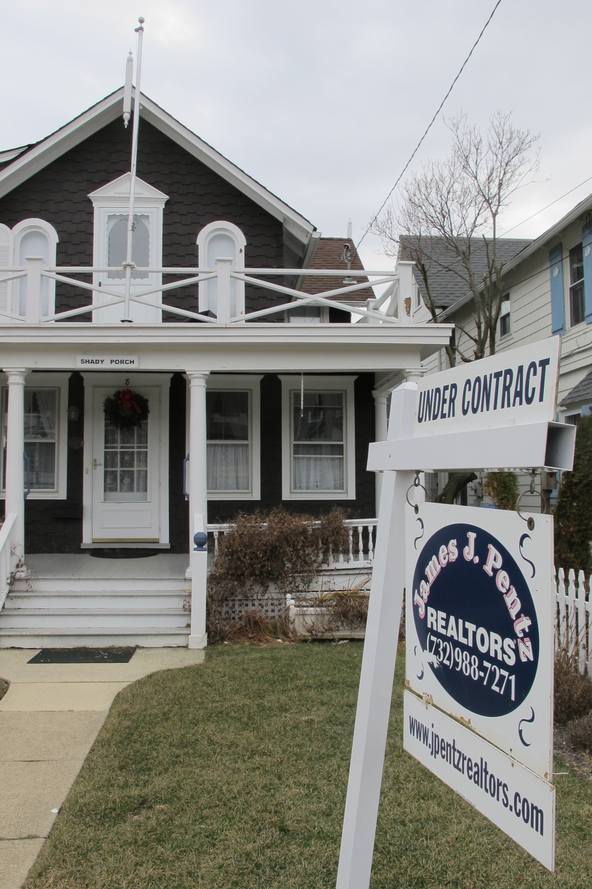 sold and closing Thursday the end of a sweet little home for us the beginning for a new family .jpg