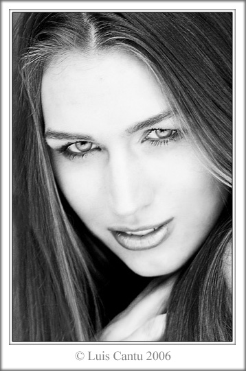 Close B&W