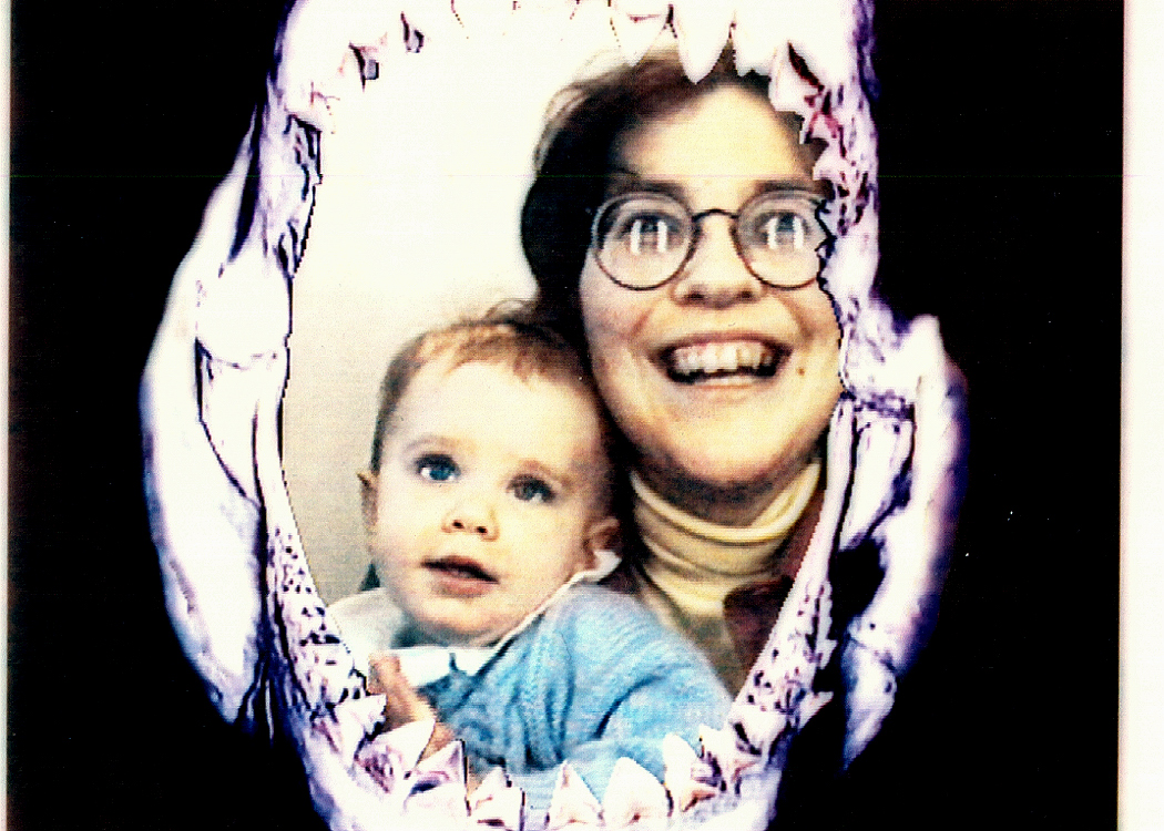 Joan and joan jaws.jpg