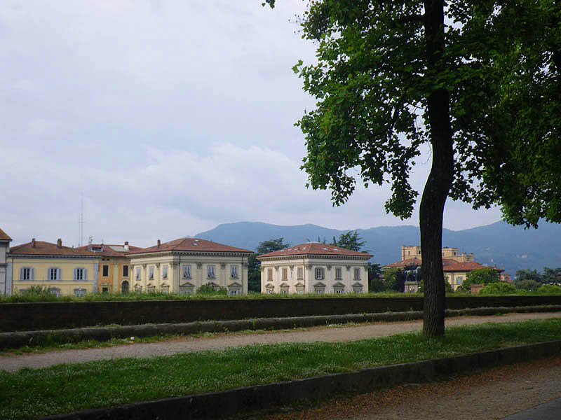 Houses and hills outside the walls