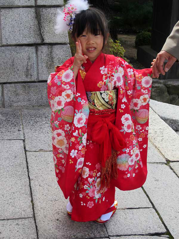 Three year old in kimono