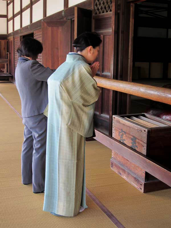Worshippers, Arashiyama