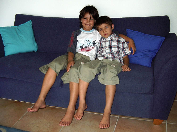 At our apartment, 'The Headlands', Jan 2006