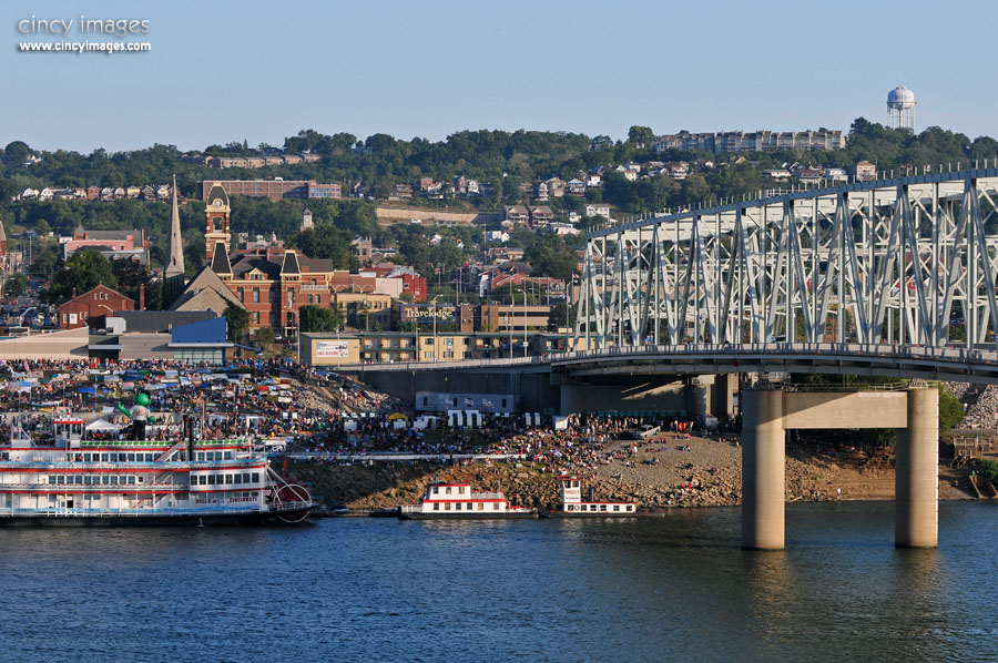 2008Riverfest1l.jpg