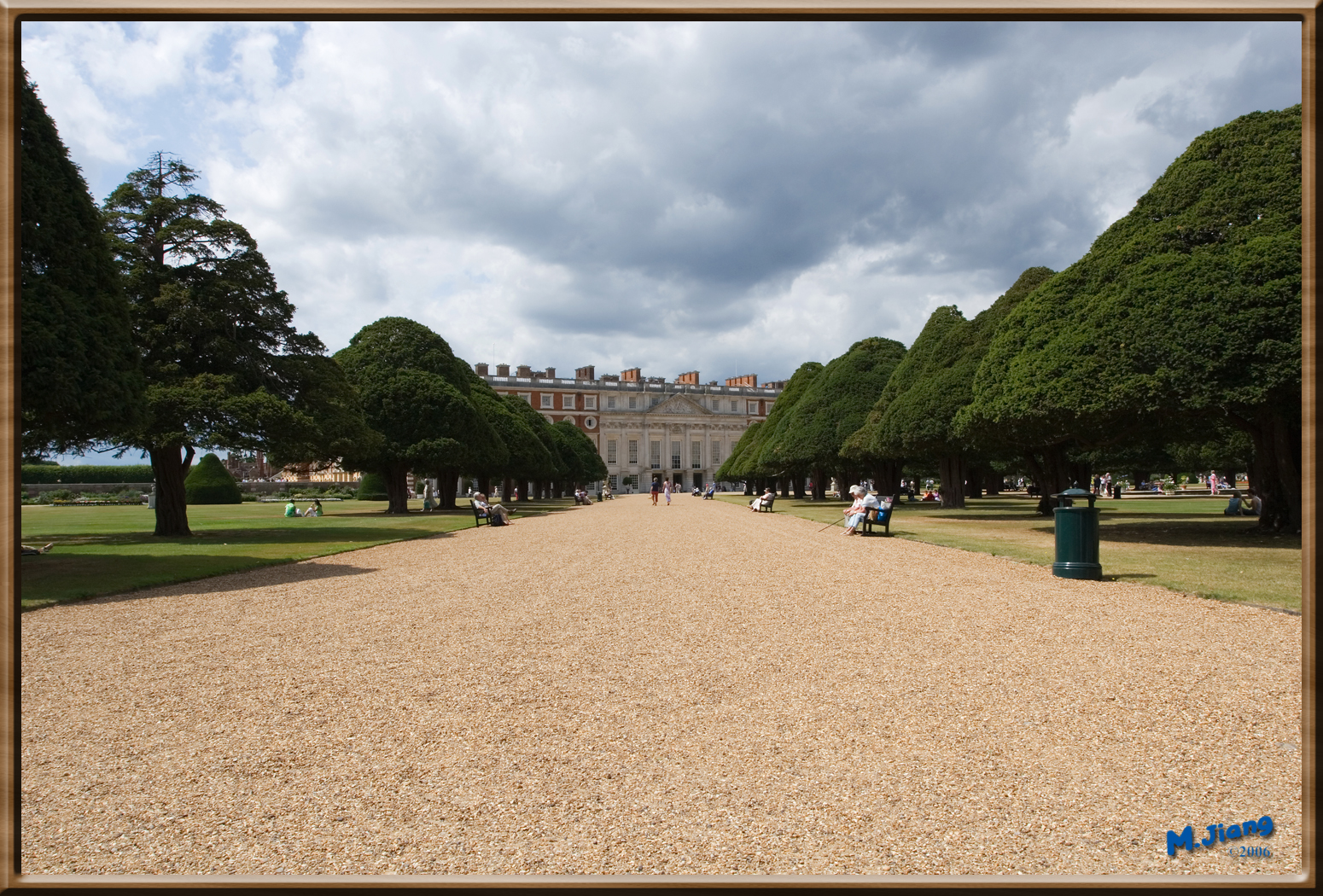 Palace Garden Footpath 1