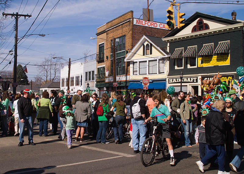 Parade087 sm.jpg