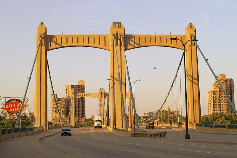 Hennepin Avenue Bridge