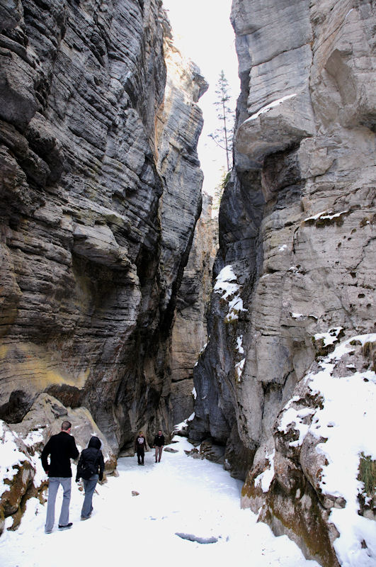 maligne canyon