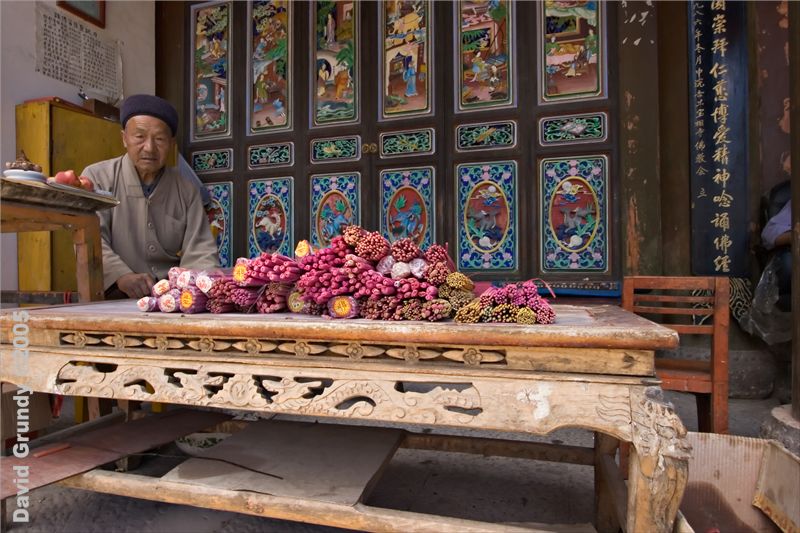 ShiBaoShan - BaoXiang Temple - items for sale
