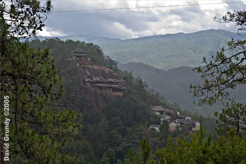 ShiBaoShan - Stone Bell temple group in the rain.