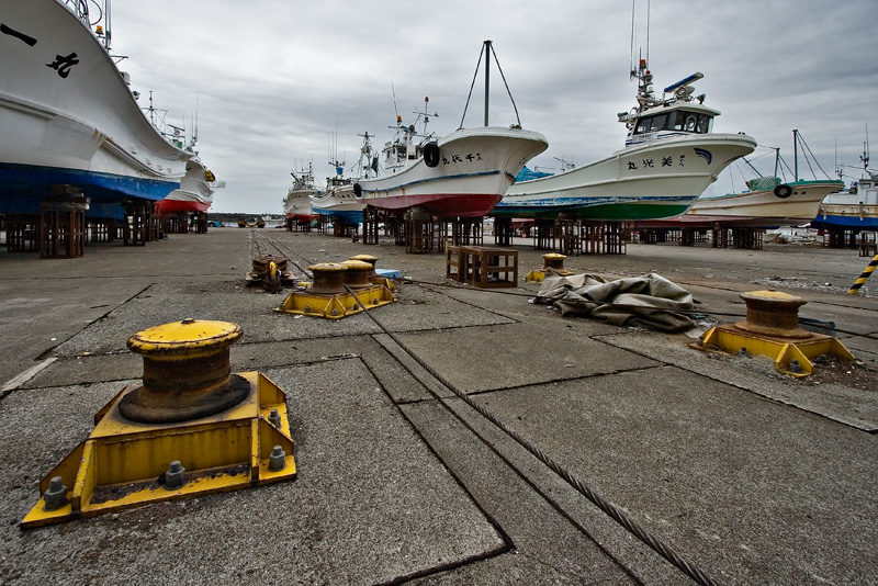 Minimalist dry dock